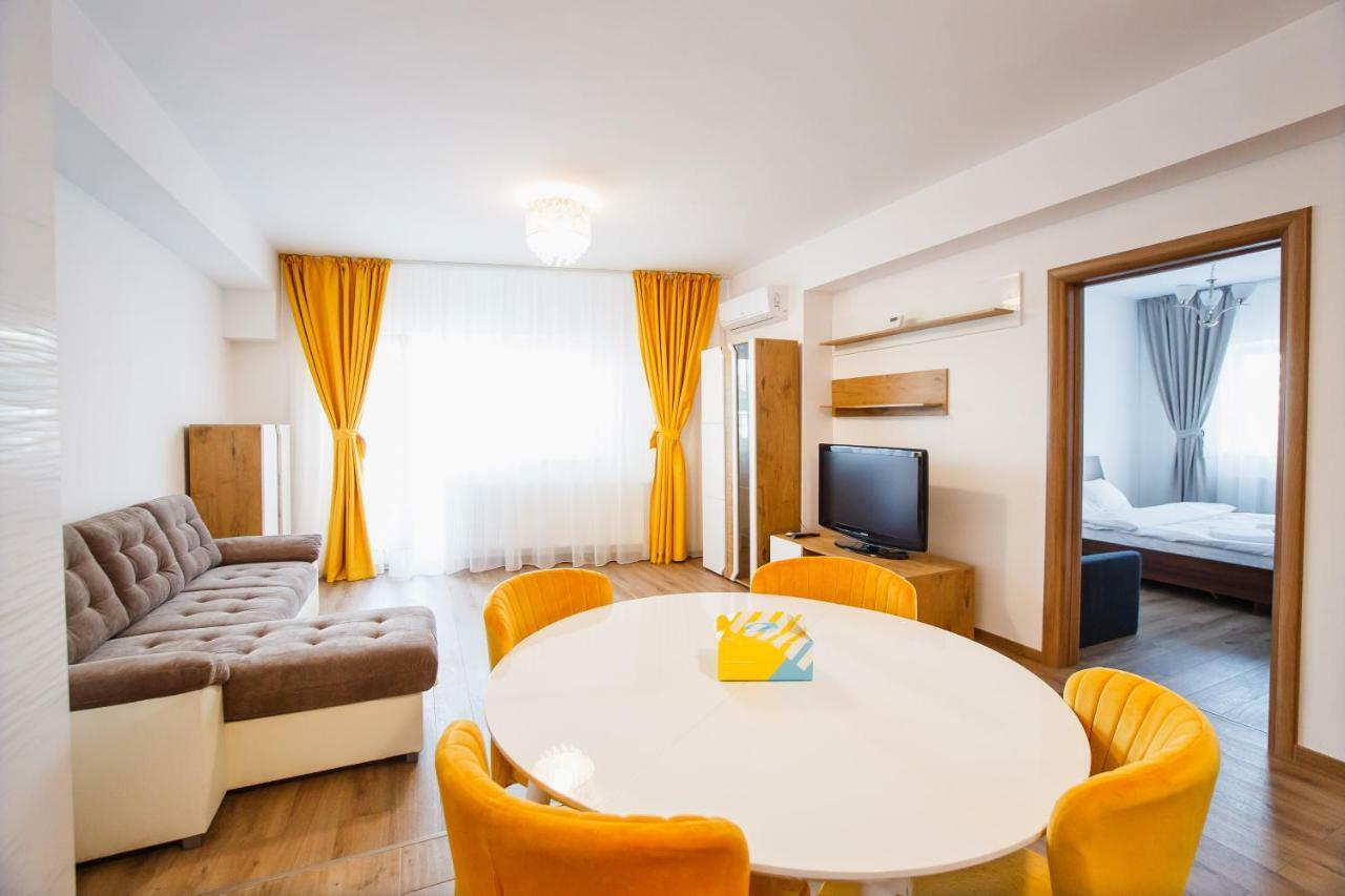 Spacious & Bright 2 Bedroom Central Apartment 拉迪亚 外观 照片