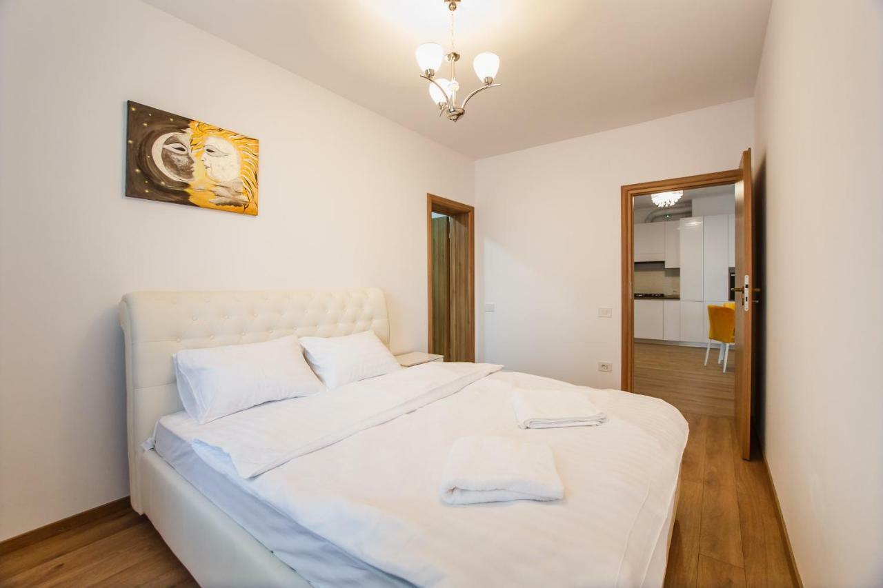Spacious & Bright 2 Bedroom Central Apartment 拉迪亚 外观 照片