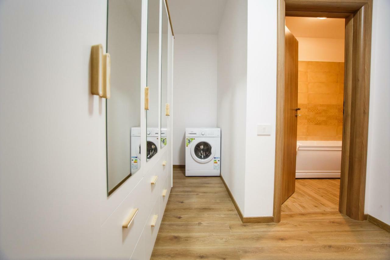 Spacious & Bright 2 Bedroom Central Apartment 拉迪亚 外观 照片